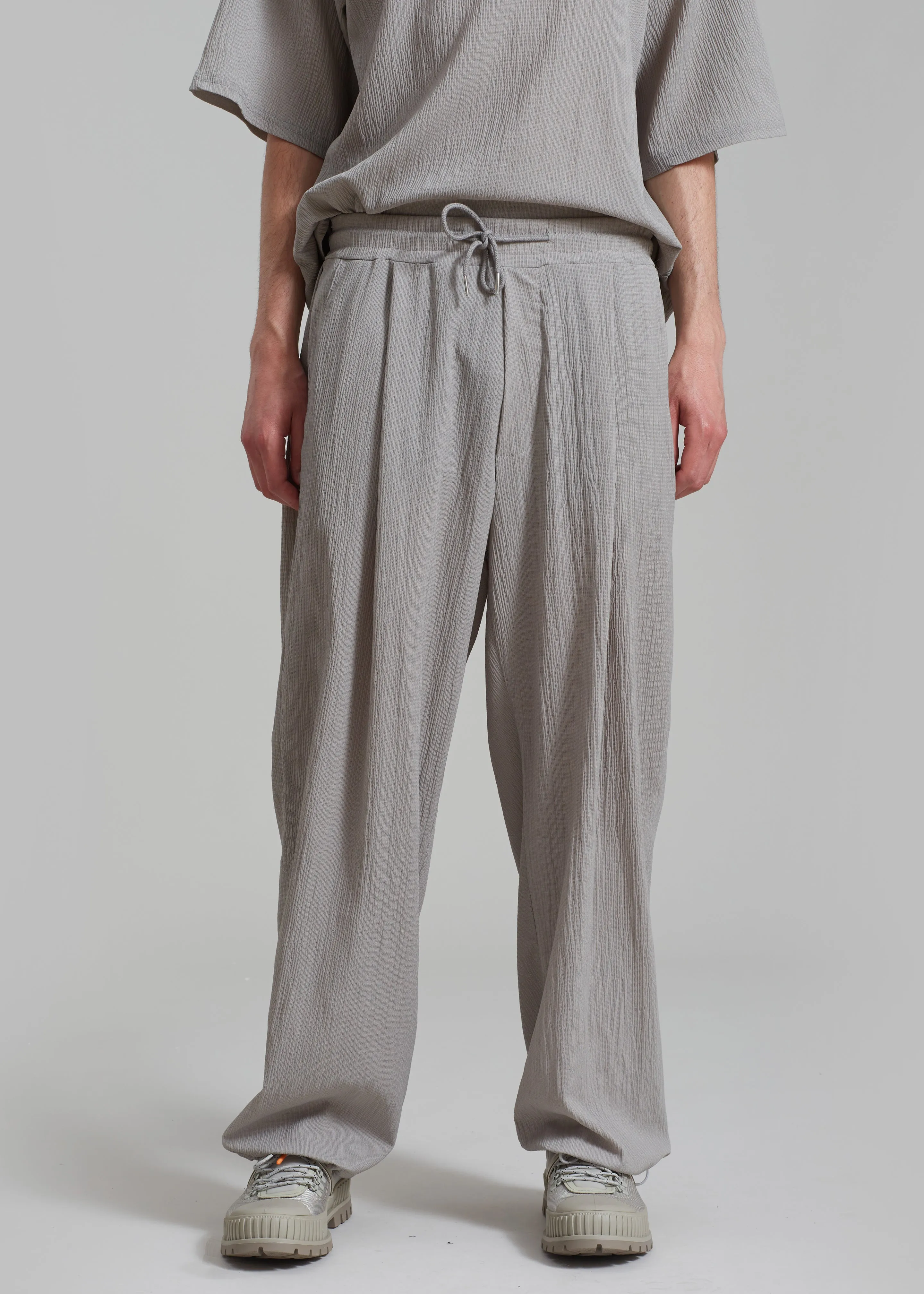 Eliott Crinkle Pants - Grey