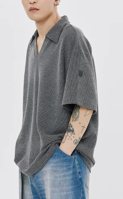 ROMANTIC CROWN  |Street Style V-neck & Crew neck